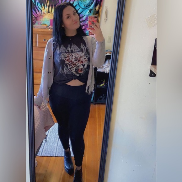 Meet your Posher, Madeline - Picture 3 of 4